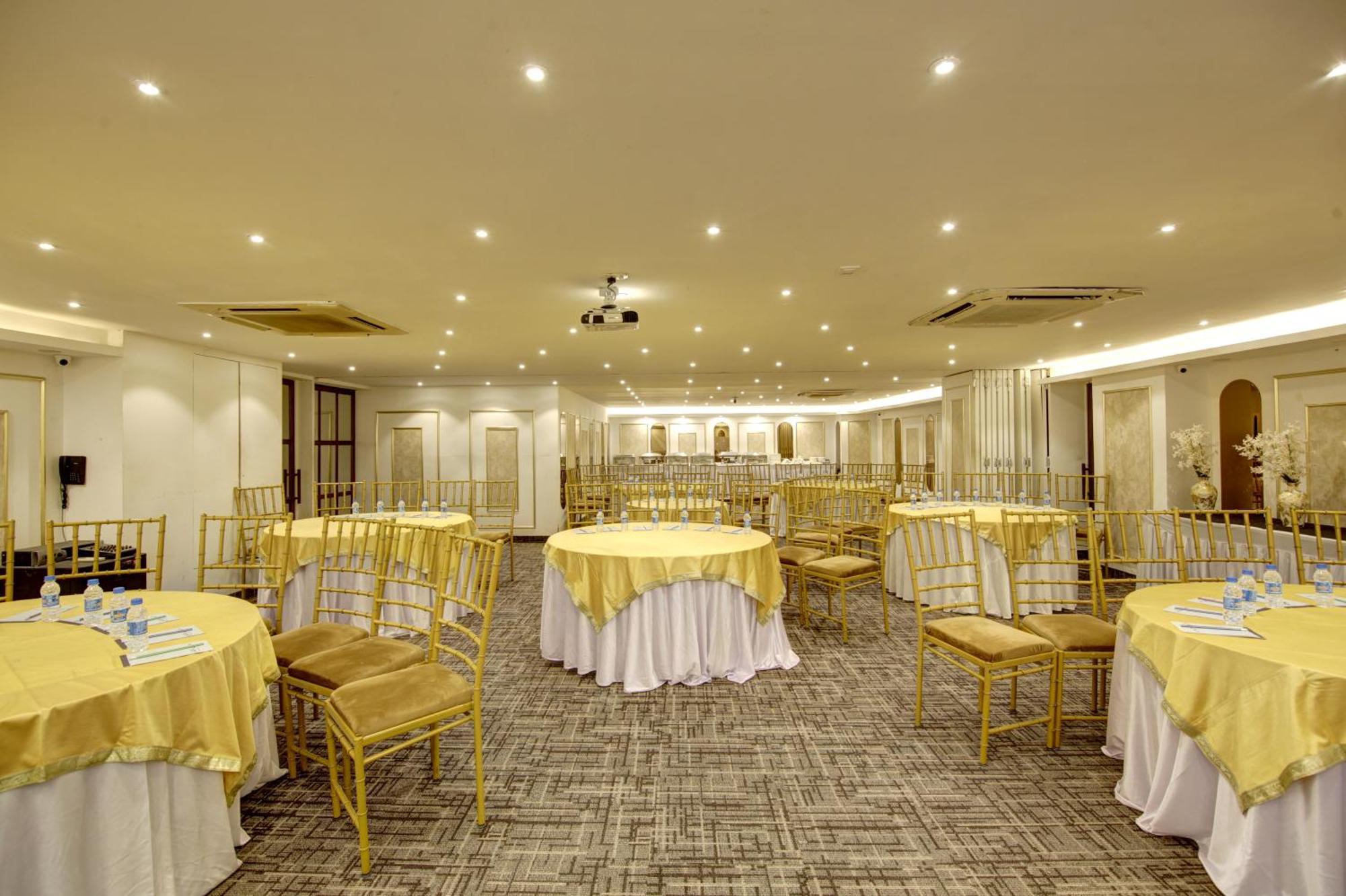 Hotel Town Grand Patel Nagar New Delhi Luaran gambar